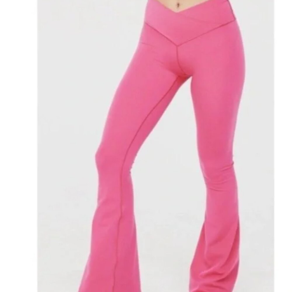 OFFLINE By Aerie Real Me High Waisted Crossover Flare Legging size L